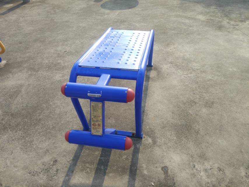 仰臥起坐板 仰臥起坐板