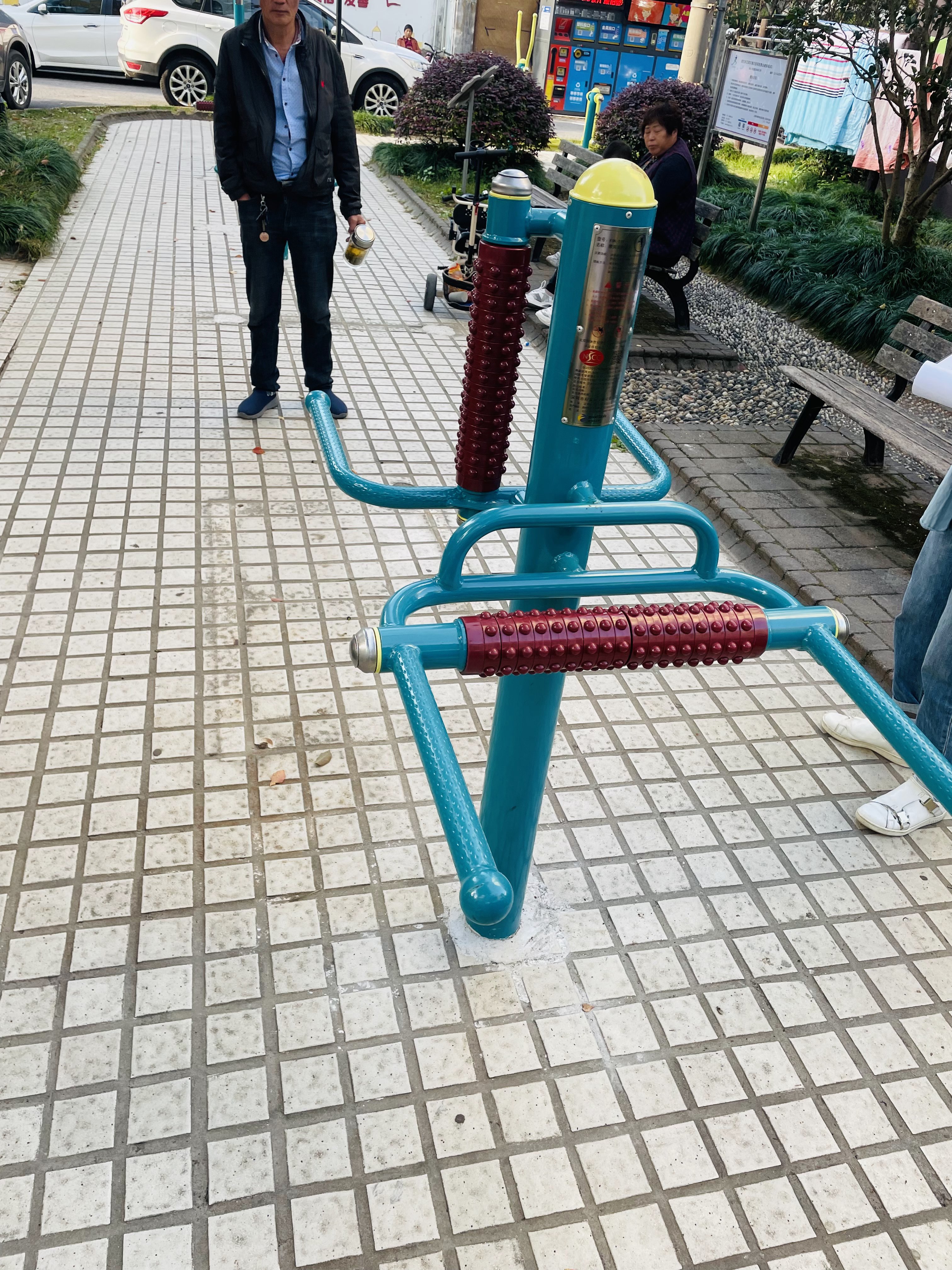 互動(dòng)式腰背按摩器