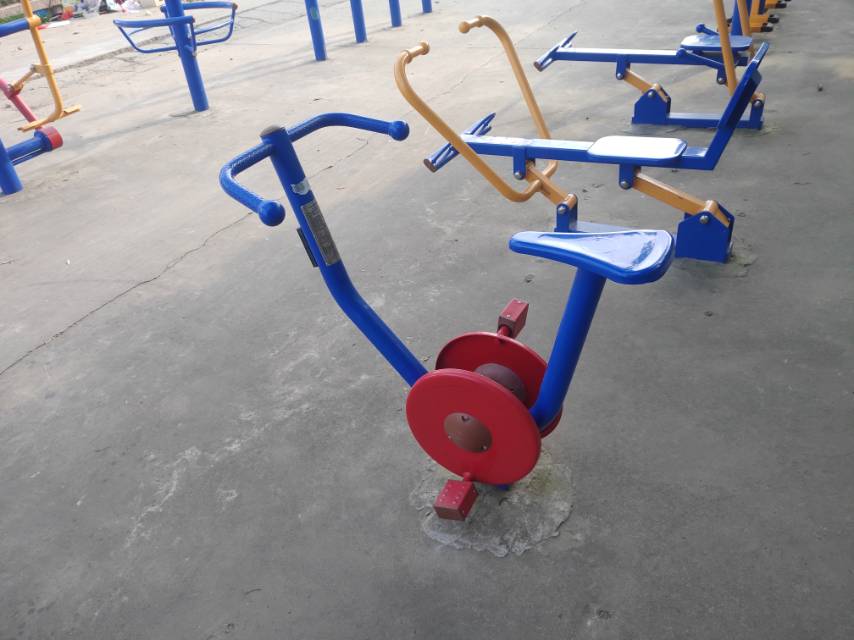 直立健身車 直立健身車