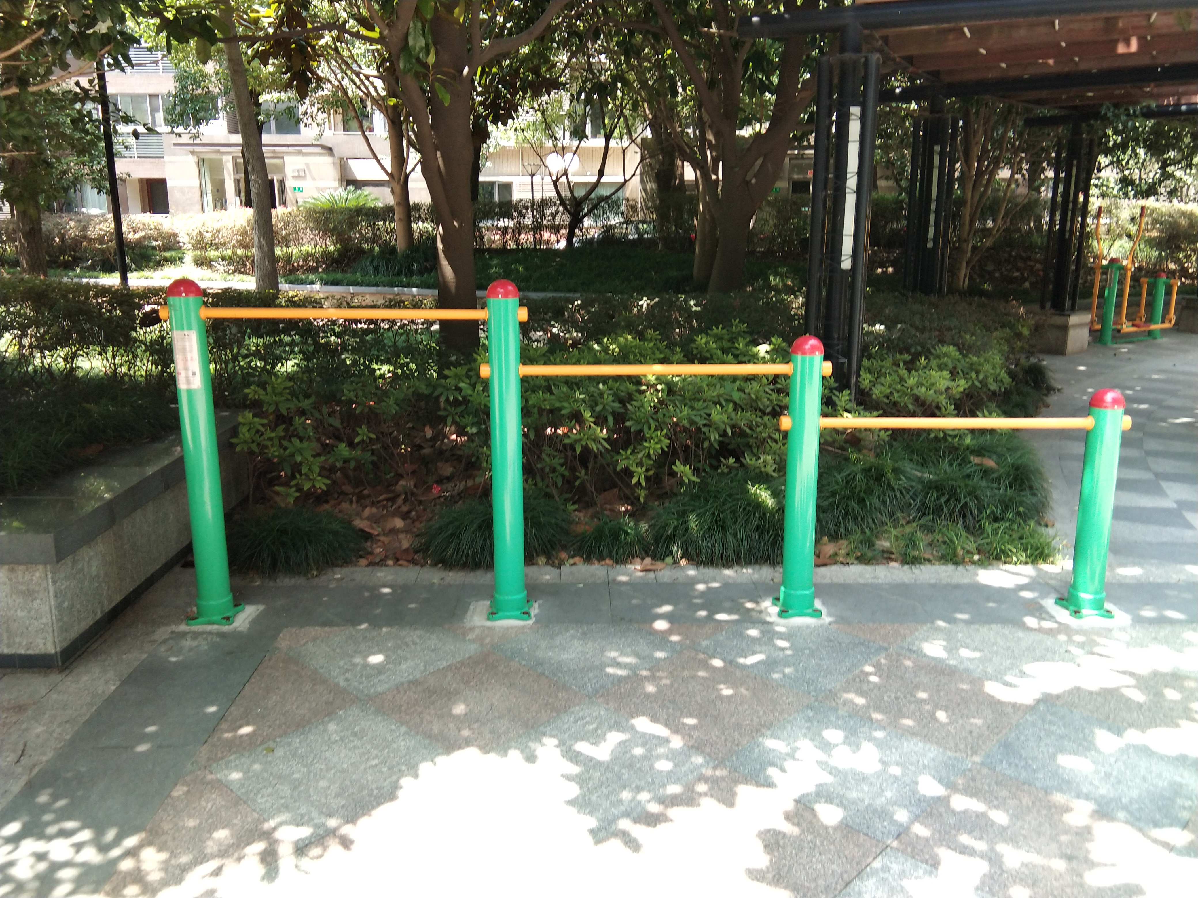 多聯(lián)壓腿架 多聯(lián)壓腿架