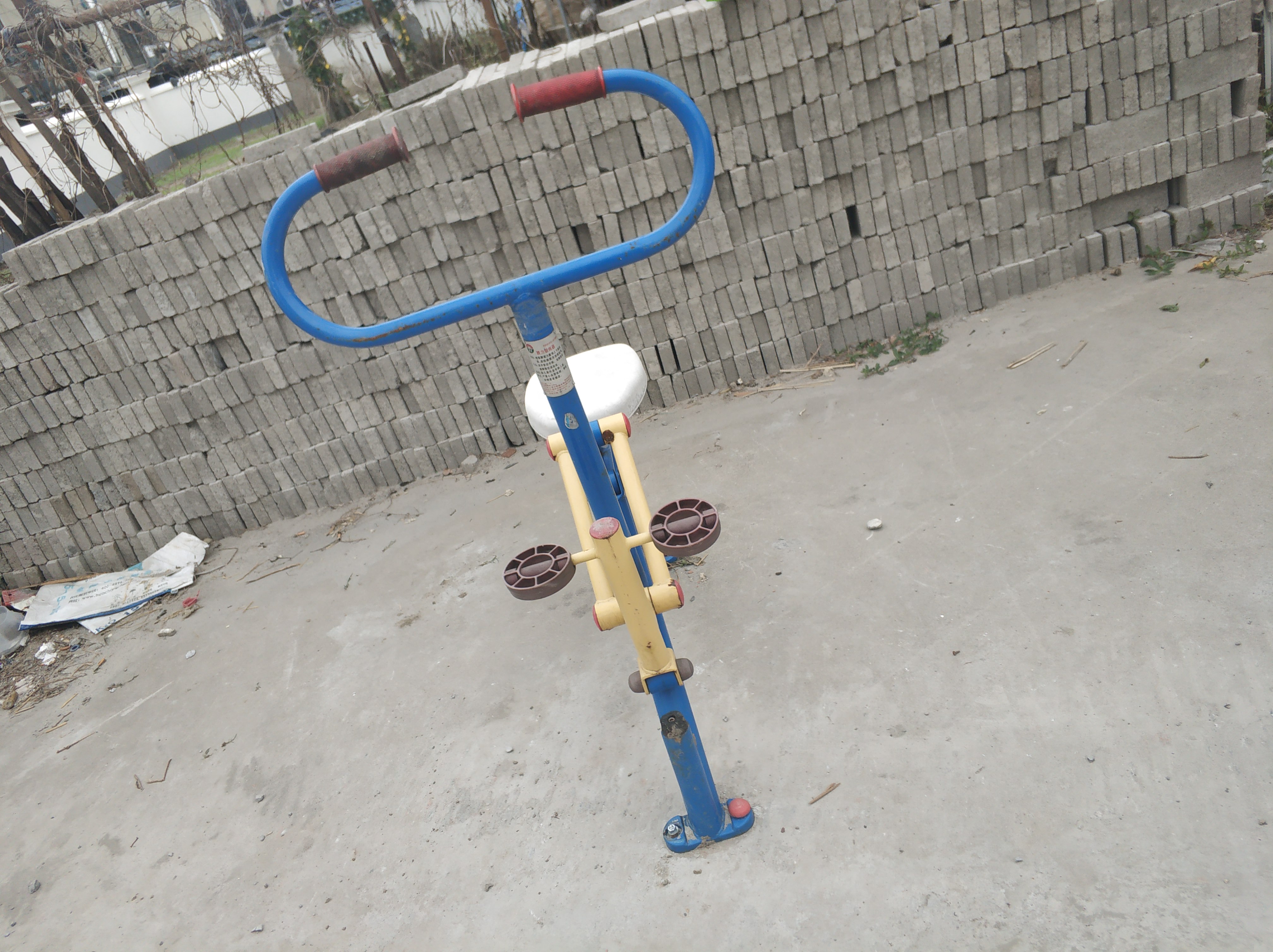 腰力鍛煉器 腰力鍛煉器