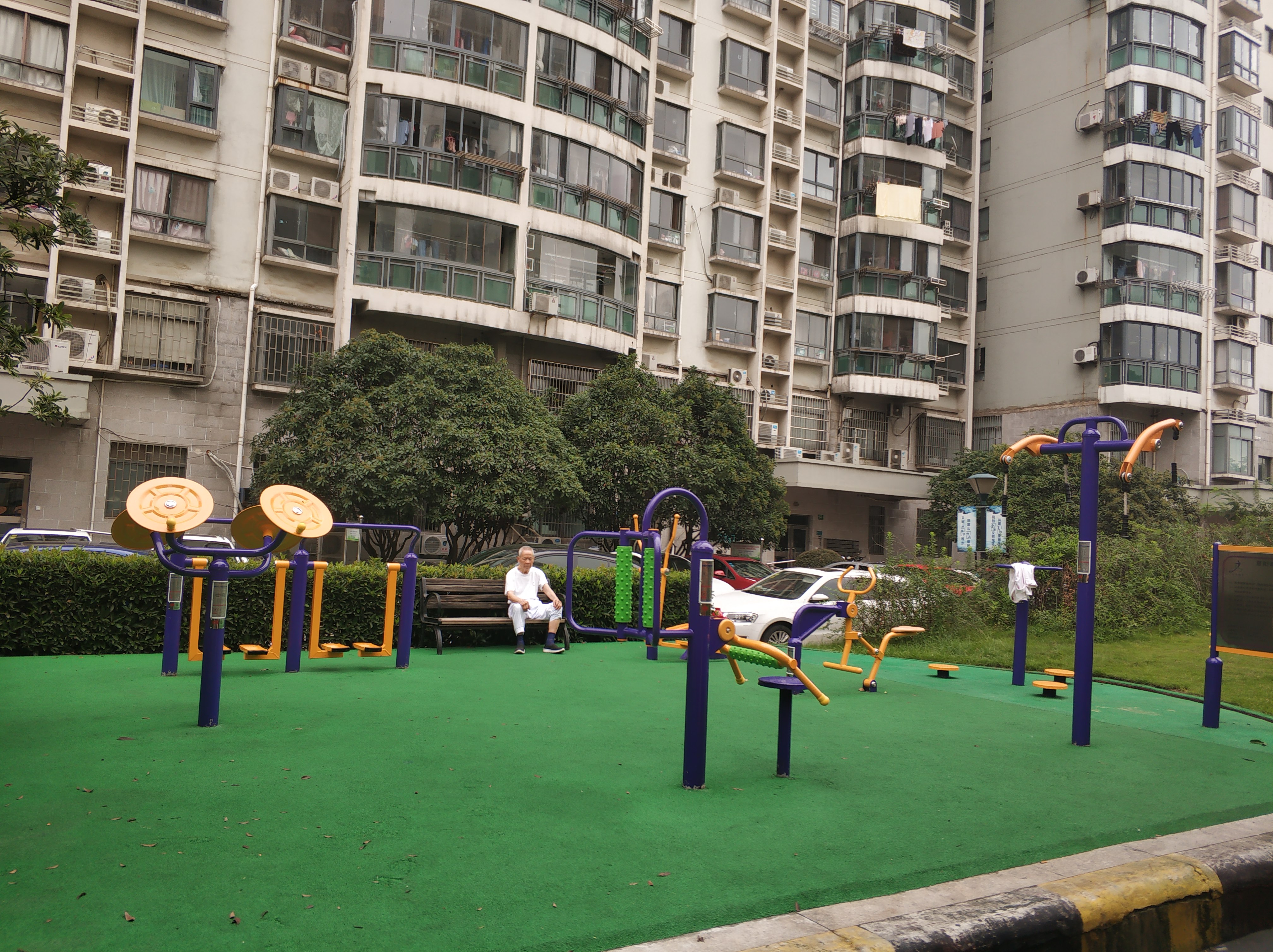 夏陽湖社區(qū)健身點(diǎn)1