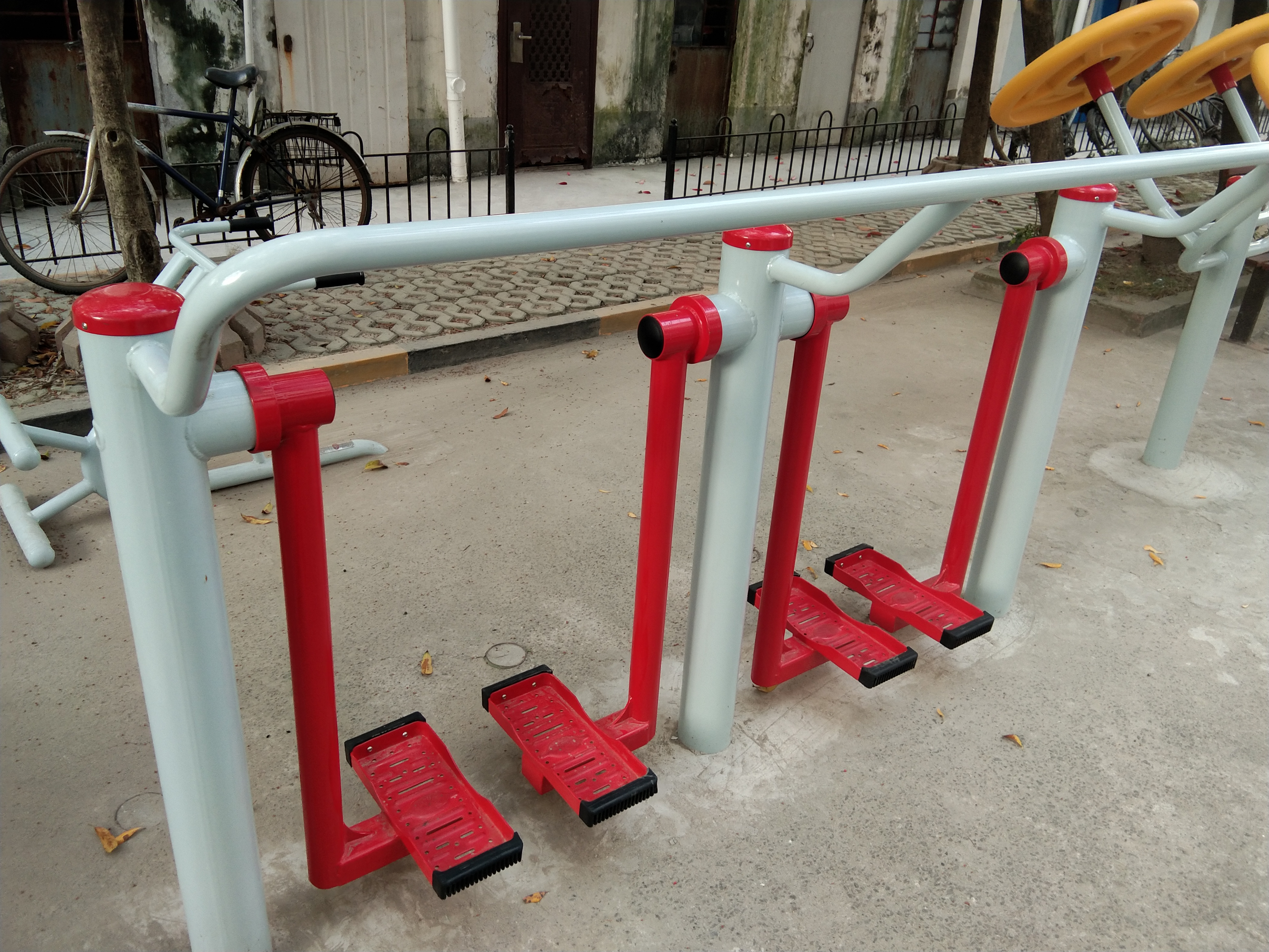 兩聯(lián)漫步機(jī)