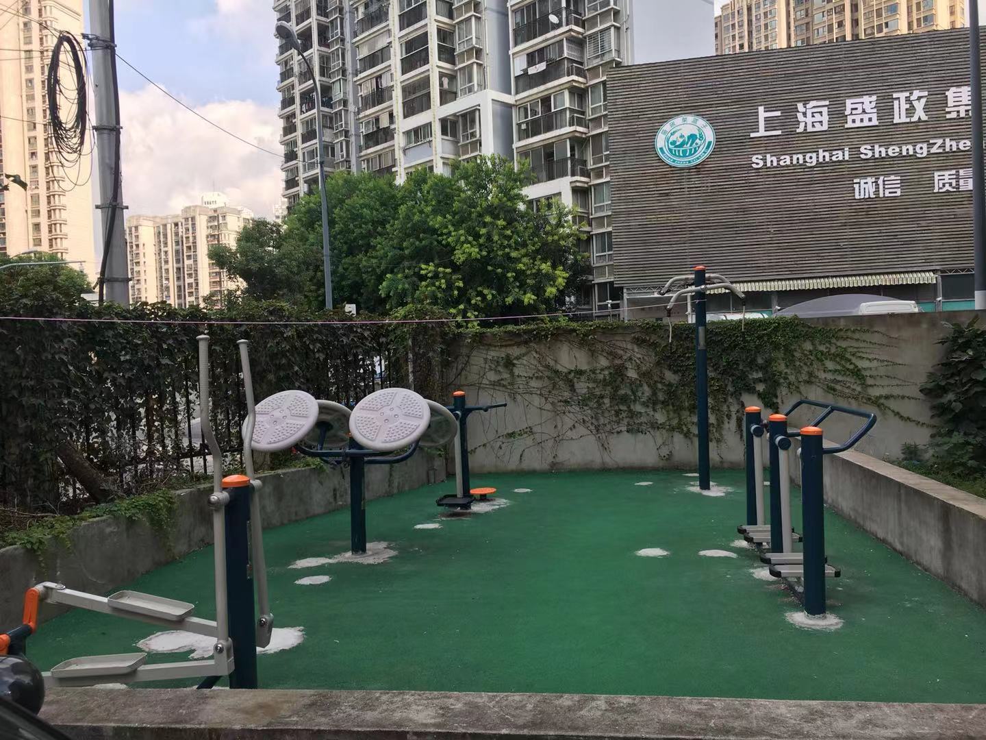 靜安區(qū)芷江西路街道永太居委健身點(diǎn)（共和新路318弄）