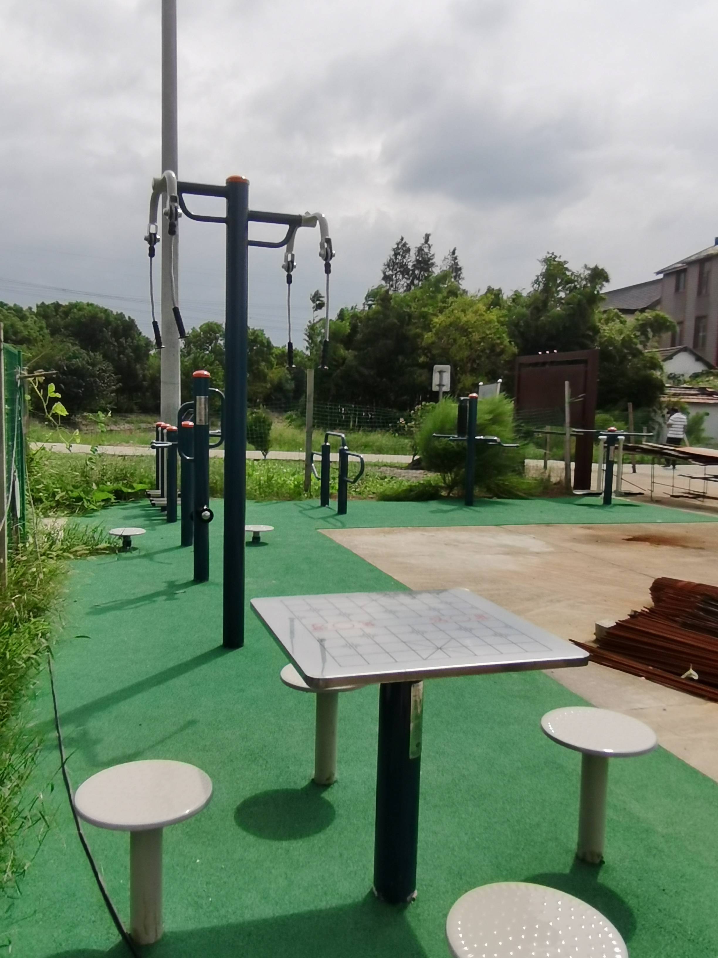 重固鎮(zhèn)中新村健身苑點(diǎn)