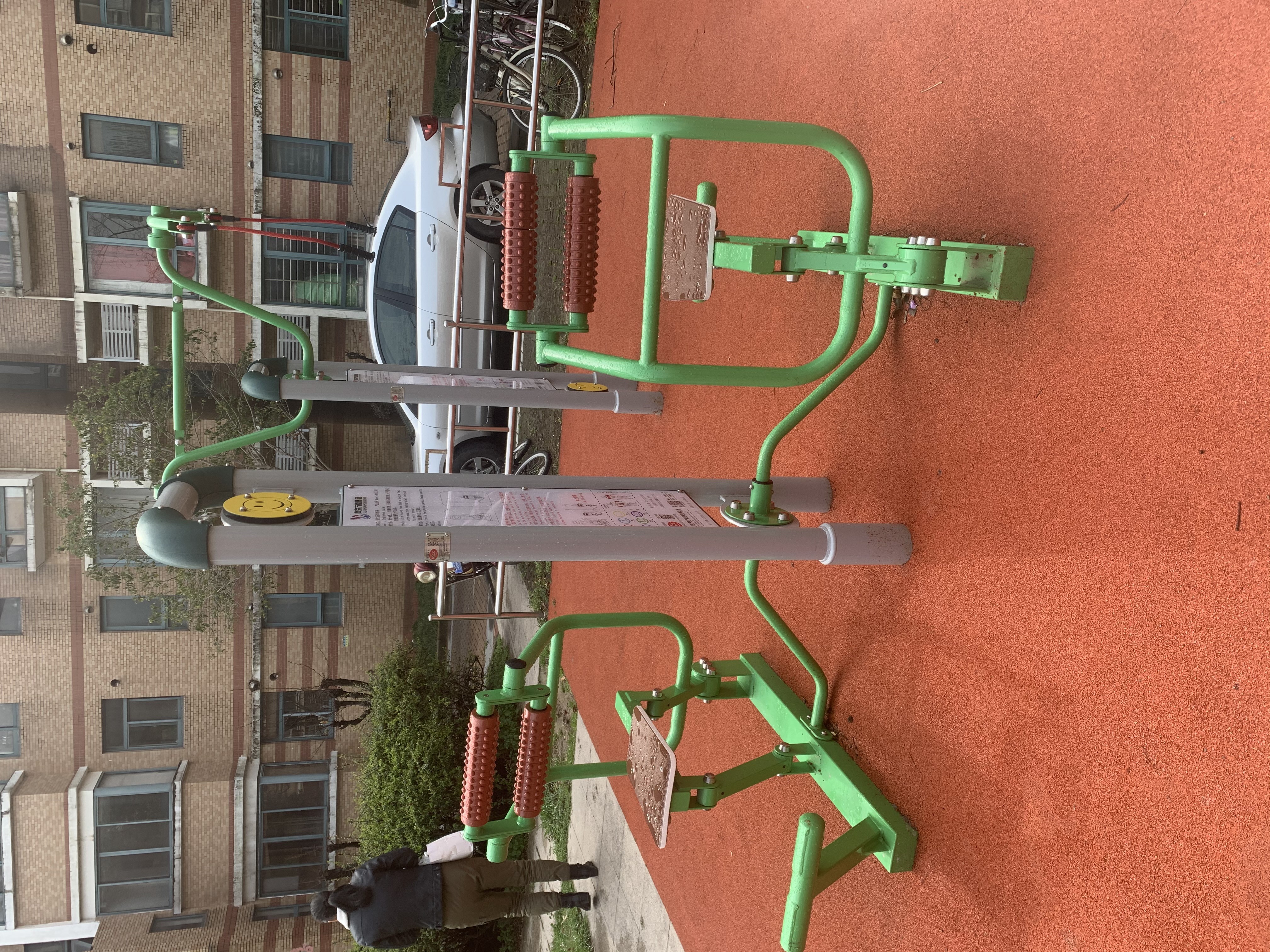 雙位背部訓(xùn)練器 雙位背部訓(xùn)練器