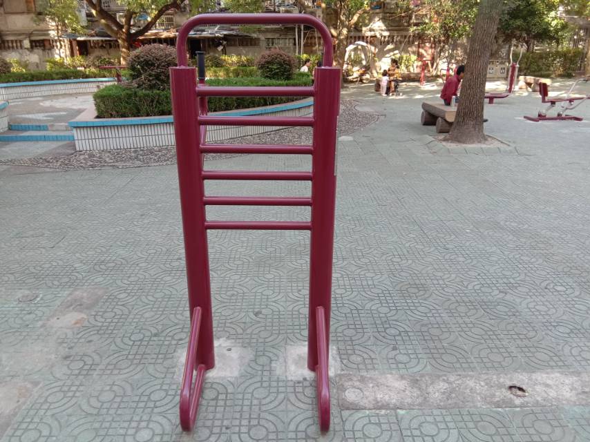 多功能訓(xùn)練器