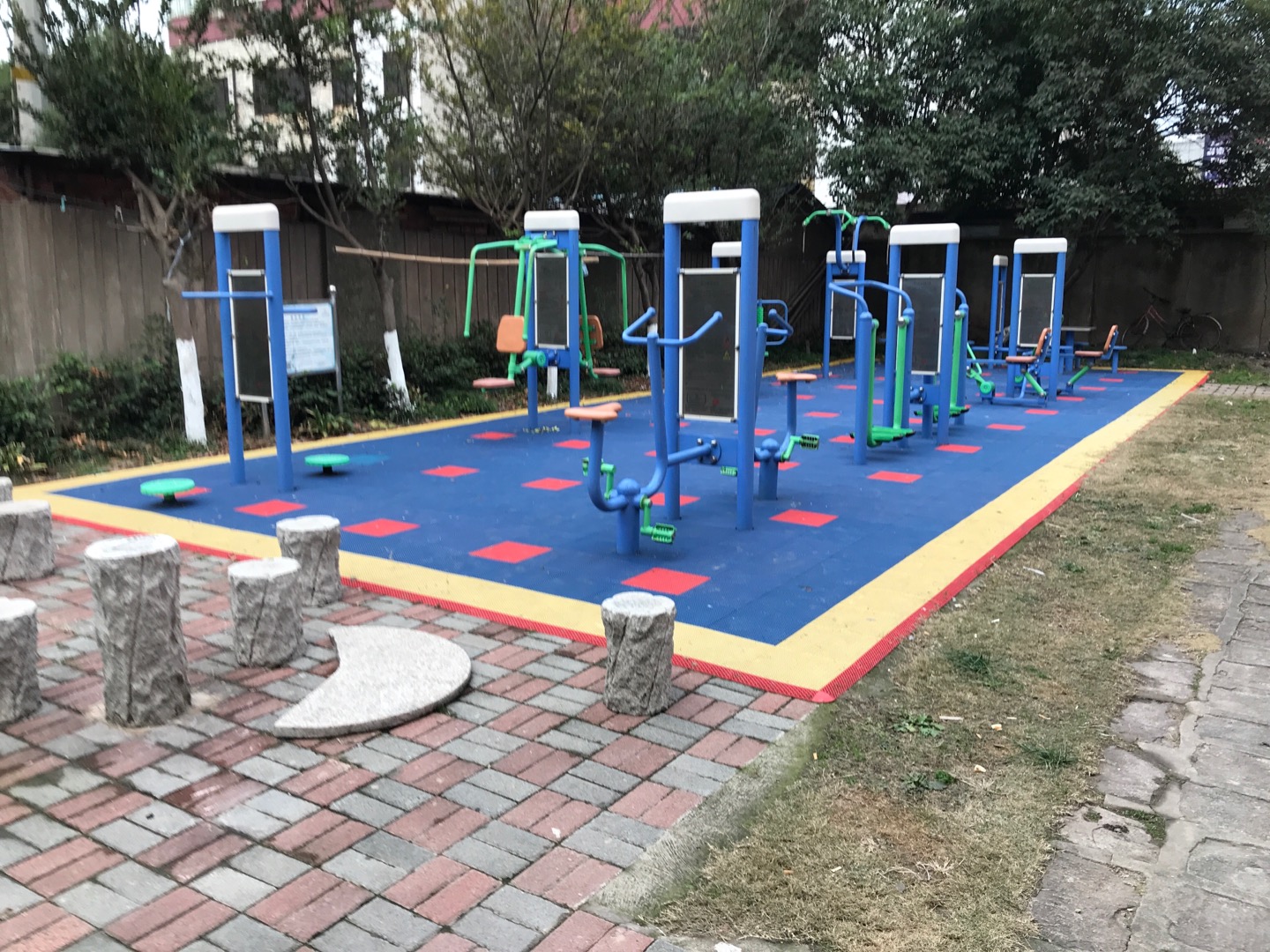 盛橋二村健身苑點