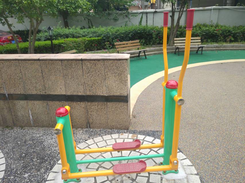 平步機(jī) 平步機(jī)