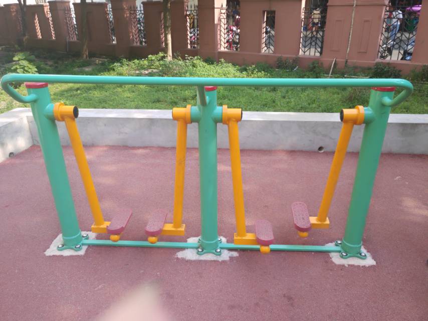 兩聯(lián)漫步機(jī) 兩聯(lián)漫步機(jī)