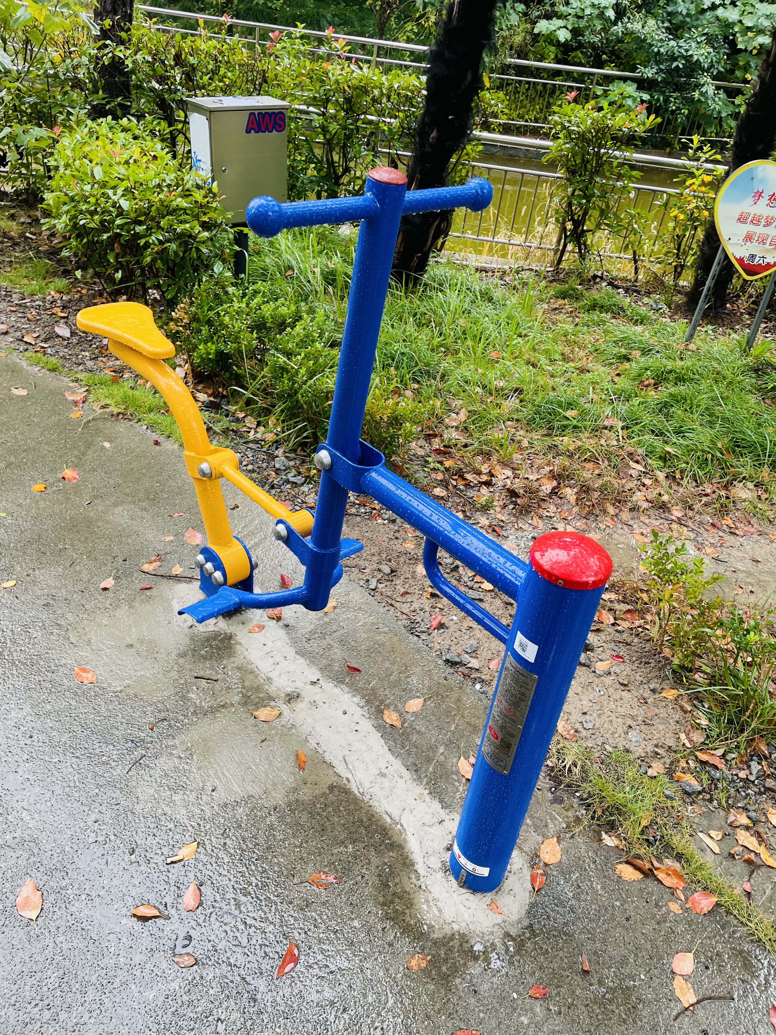 腰力訓(xùn)練器