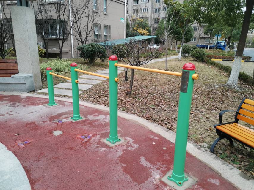 多聯(lián)壓腿架