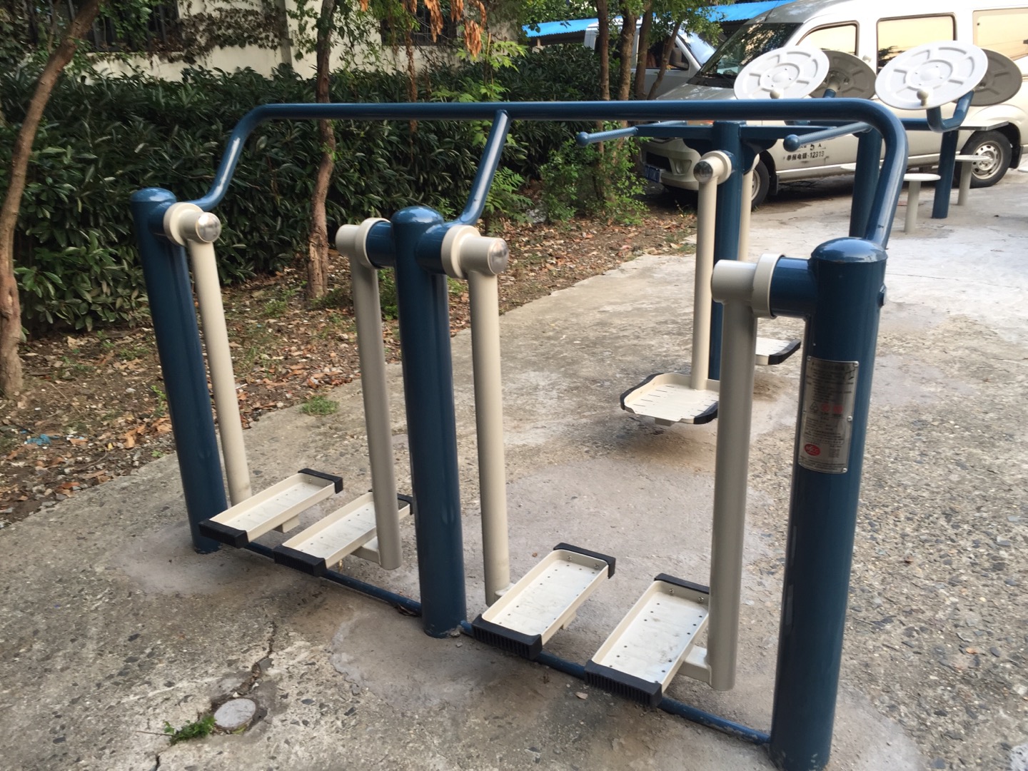 二位太空漫步機(jī) 二位太空漫步機(jī)