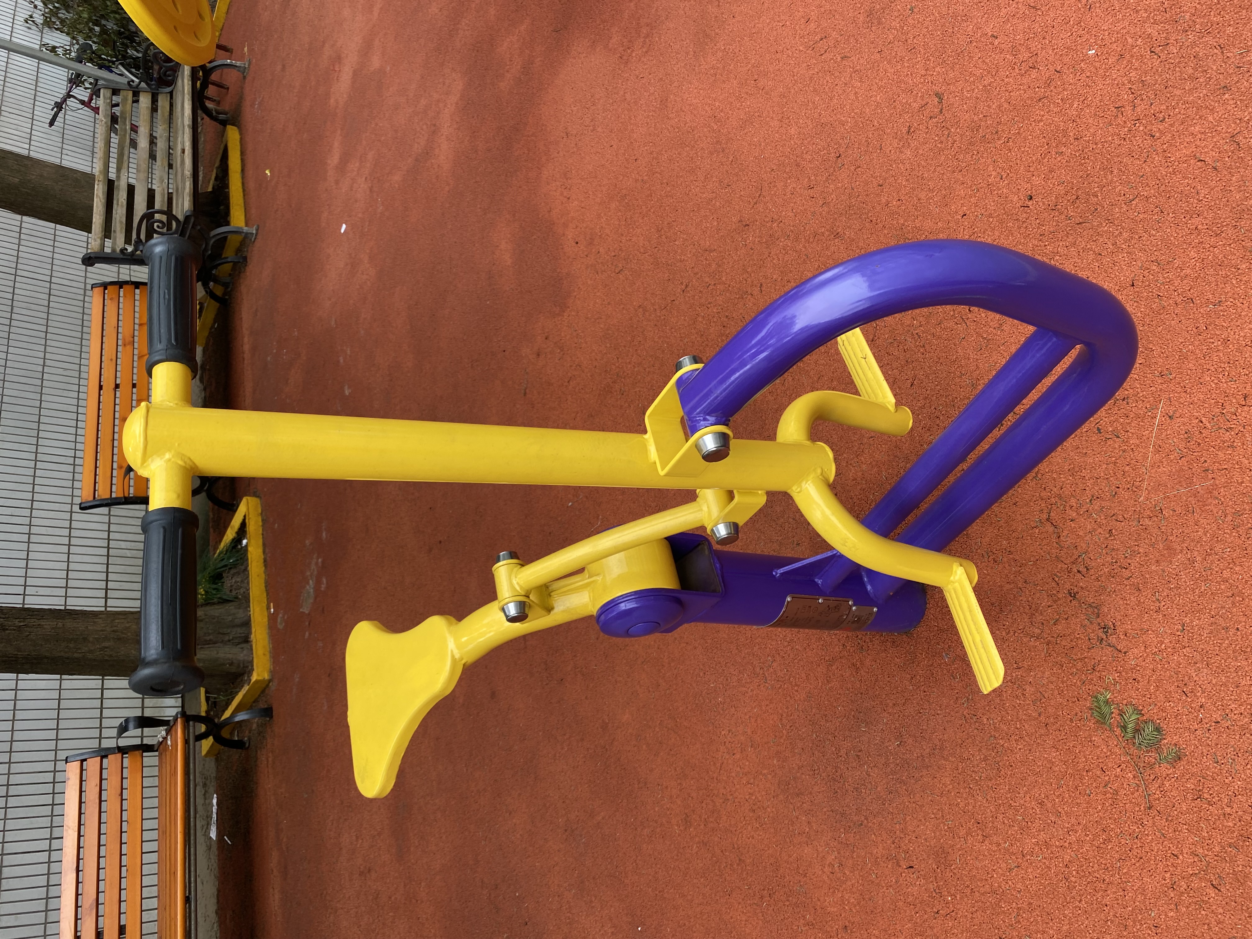 健騎機(jī) 健騎機(jī)