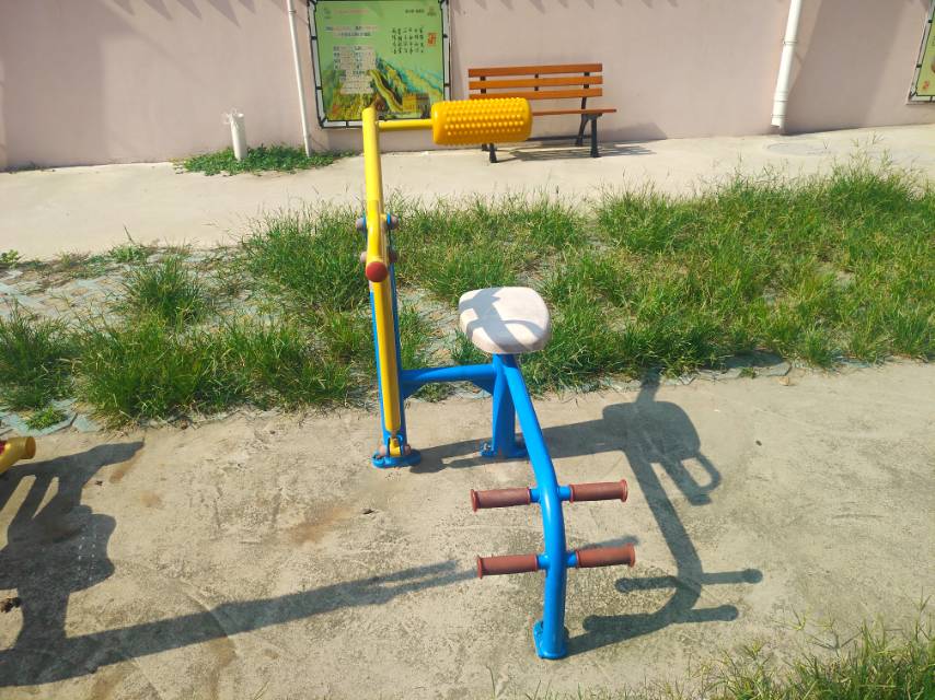 腹背鍛煉器 腹背鍛煉器