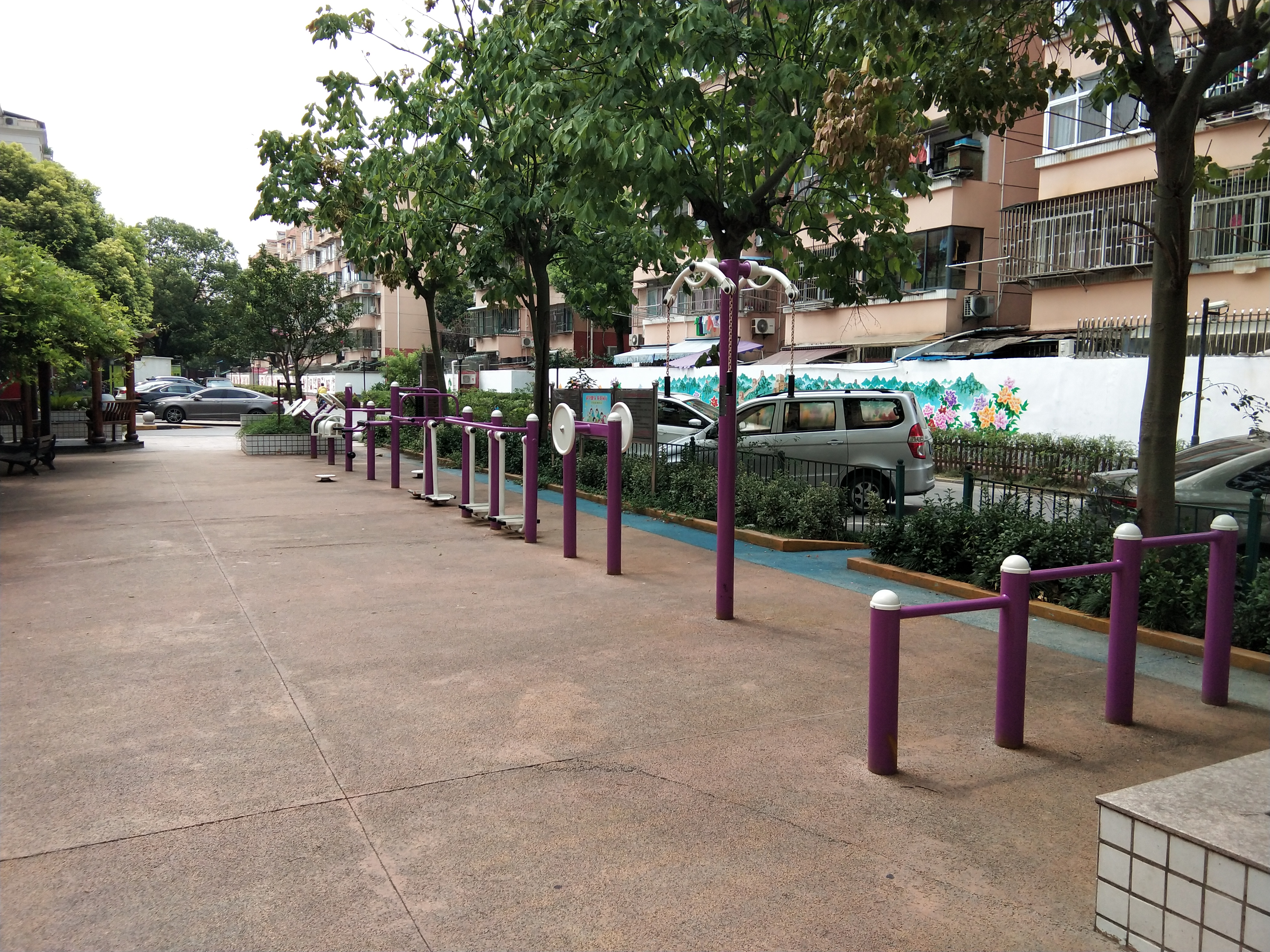 銀一居委健身點(diǎn)