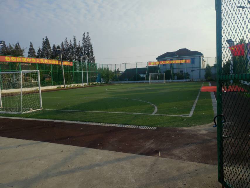 聚訓(xùn)村多功能市民球場(足)