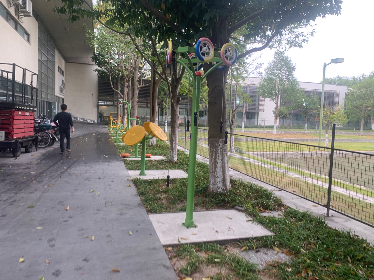 萬(wàn)科藍(lán)山健身點(diǎn)1