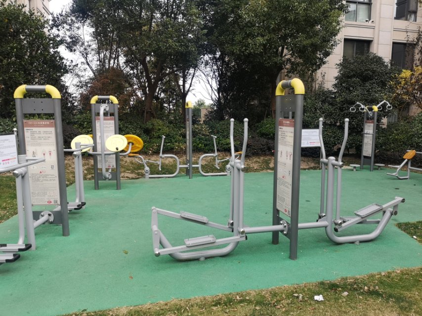 妙川路800弄116號(hào)市民益智健身點(diǎn)