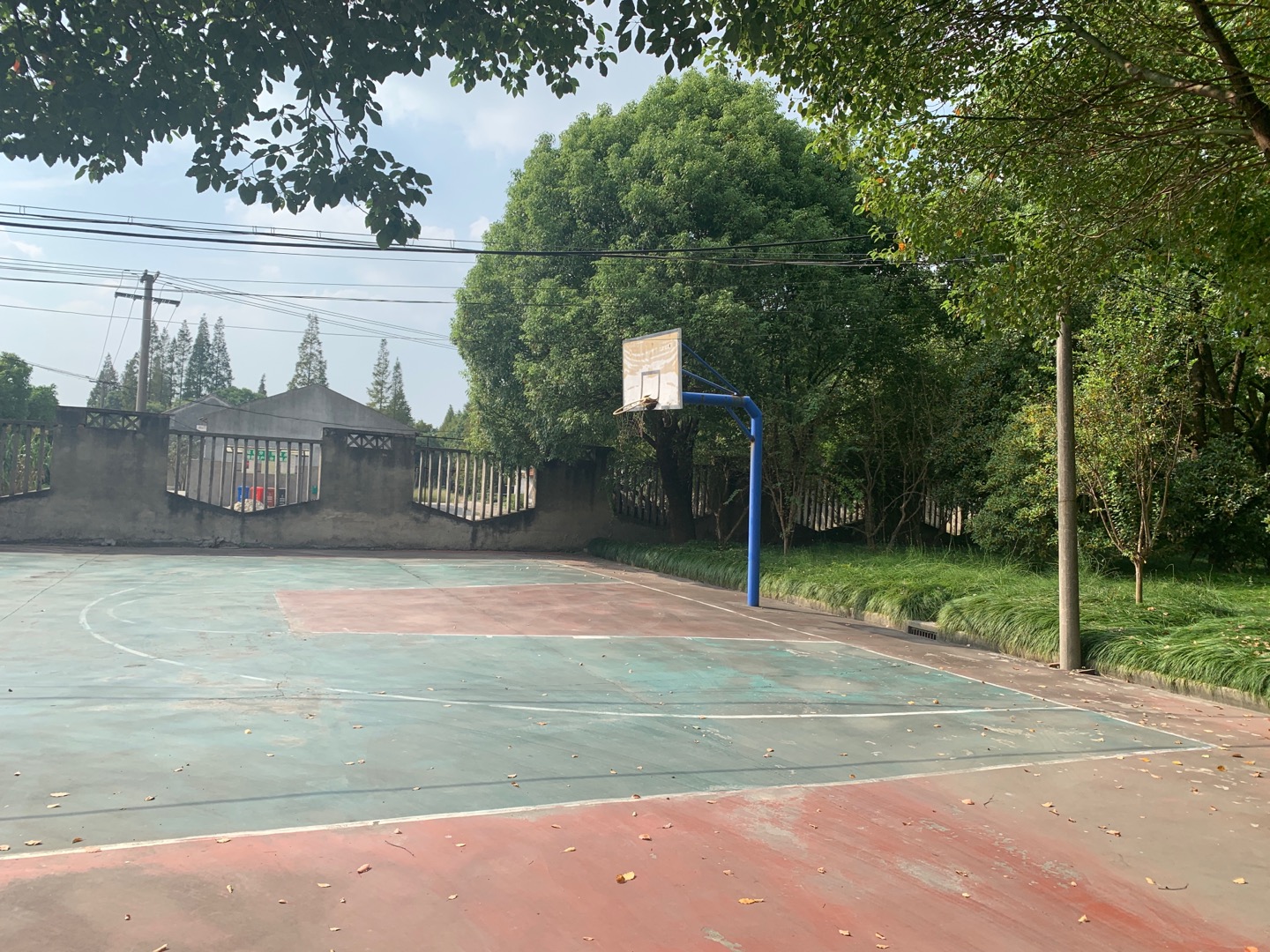 洙橋籃球場(chǎng)