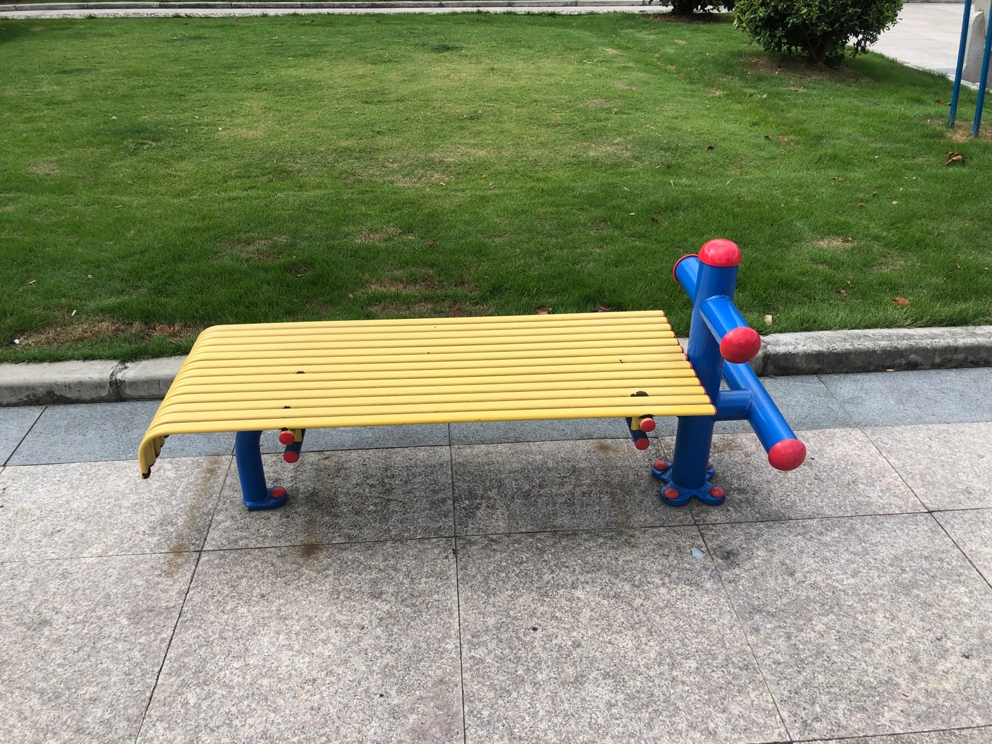 仰臥起坐板 仰臥起坐板