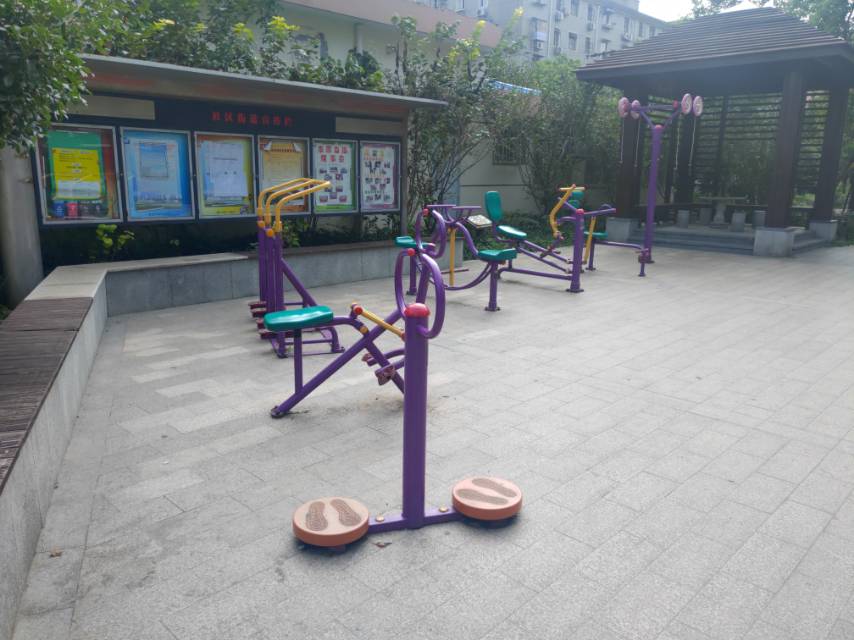 泗塘五村二居委健身點(diǎn)