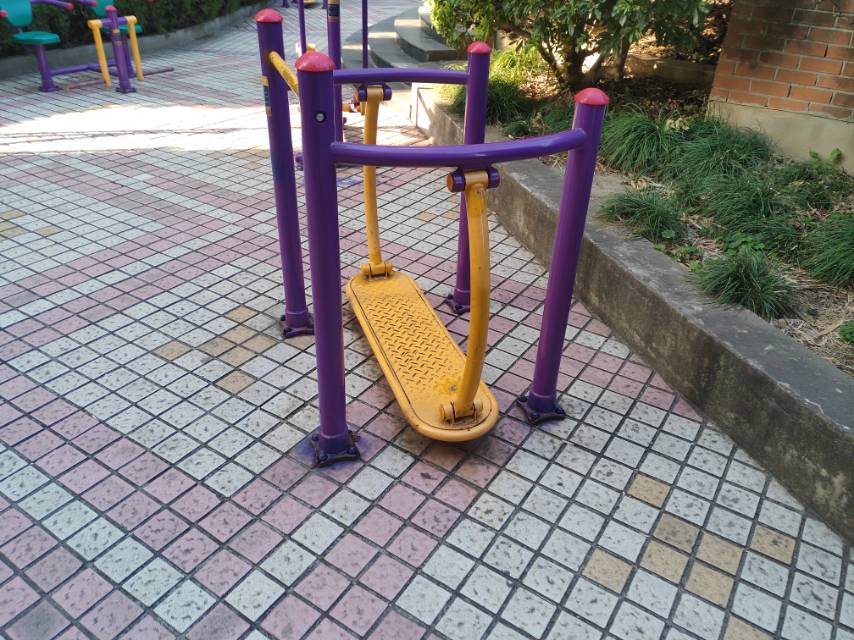 晃板健身器 晃板健身器