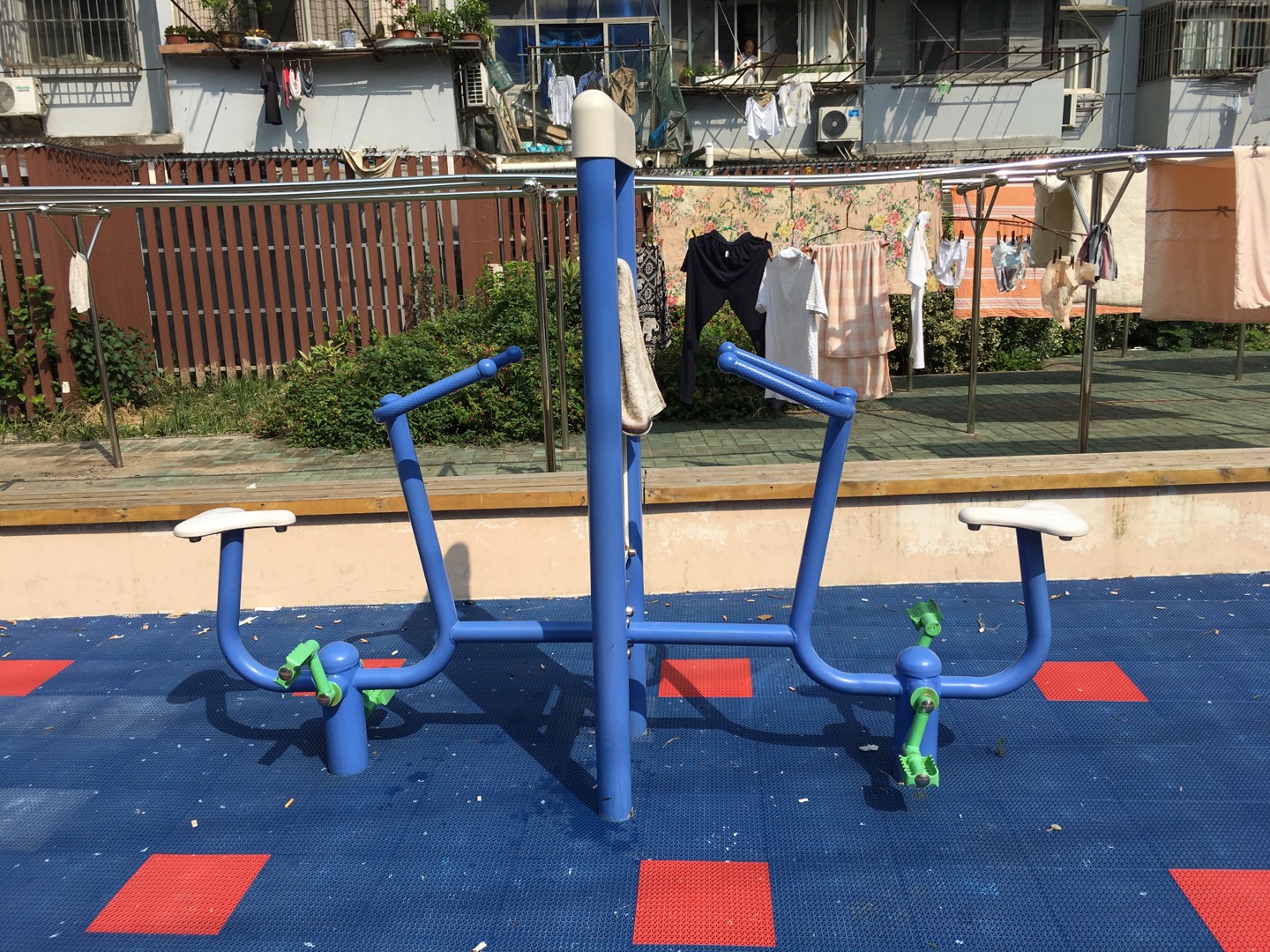 雙立柱健身車 雙立柱健身車