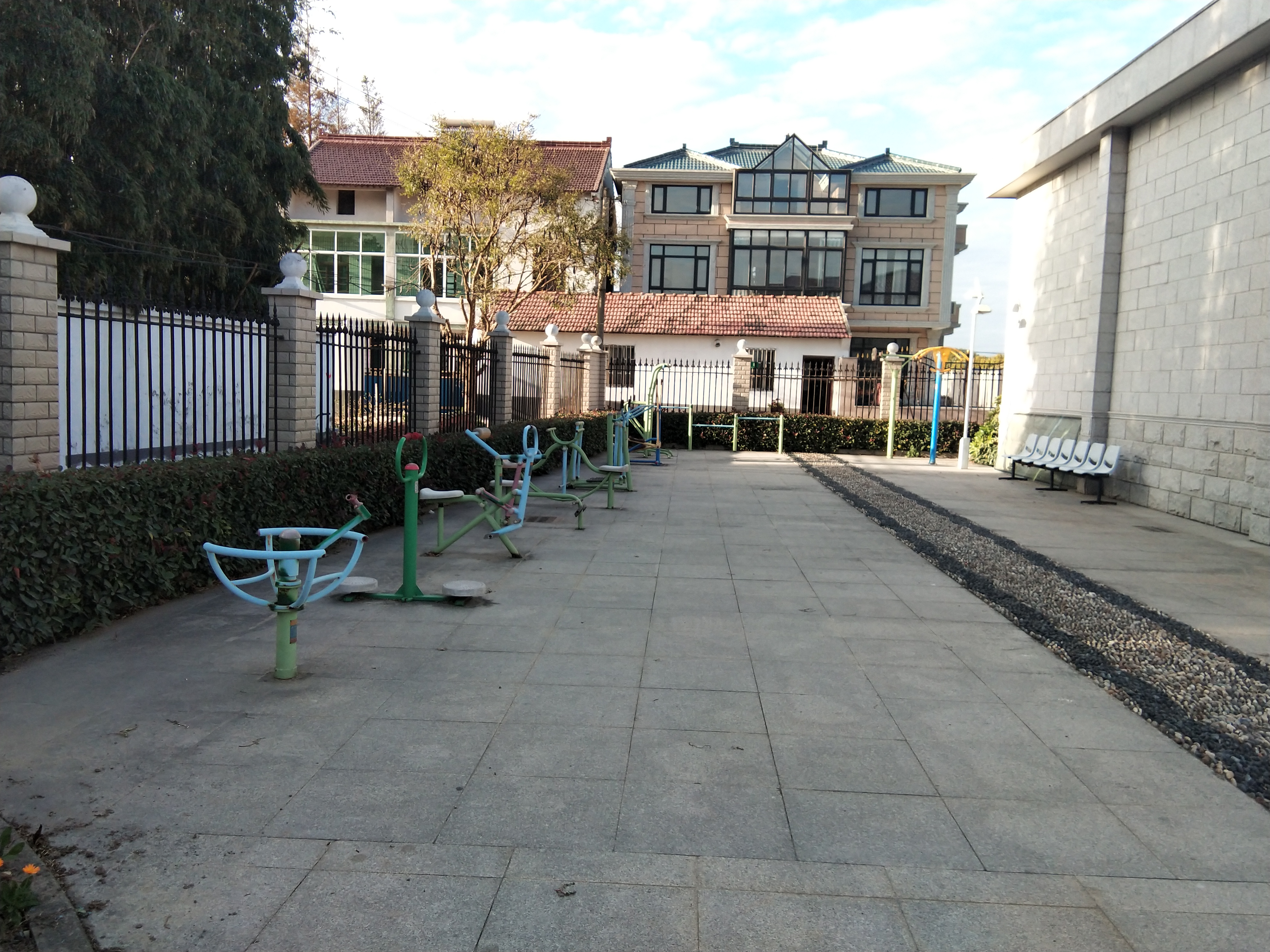 七新路256號(hào)健身點(diǎn)