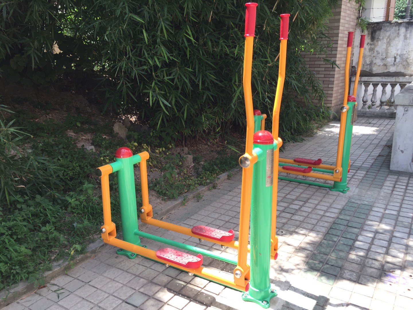 平步機(jī) 平步機(jī)