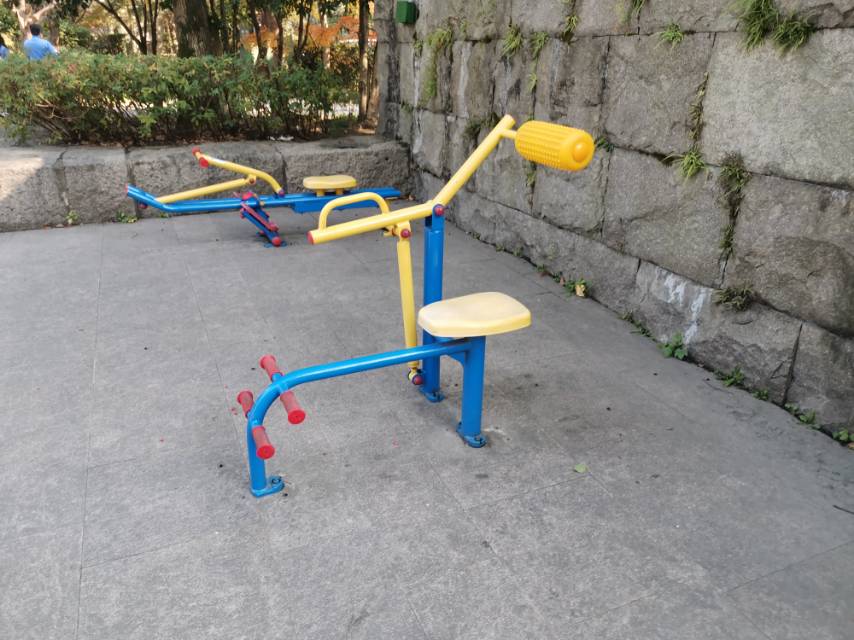 腹背鍛煉器 腹背鍛煉器