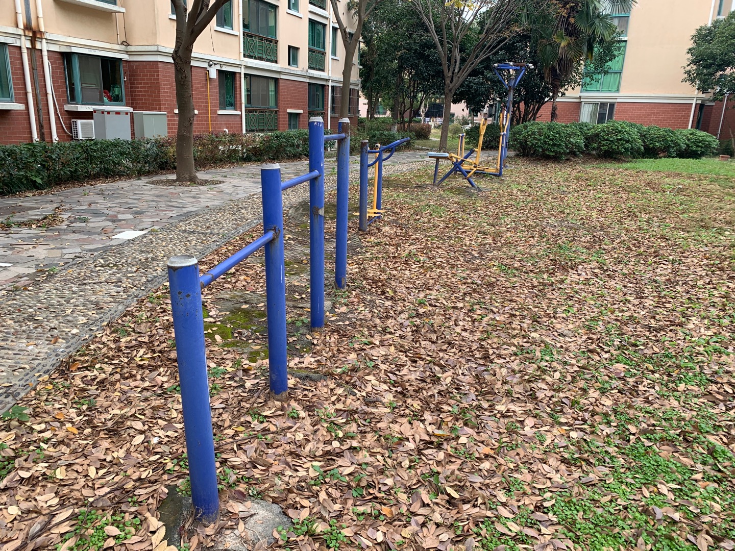 愛(ài)盛家園一期健身點(diǎn)