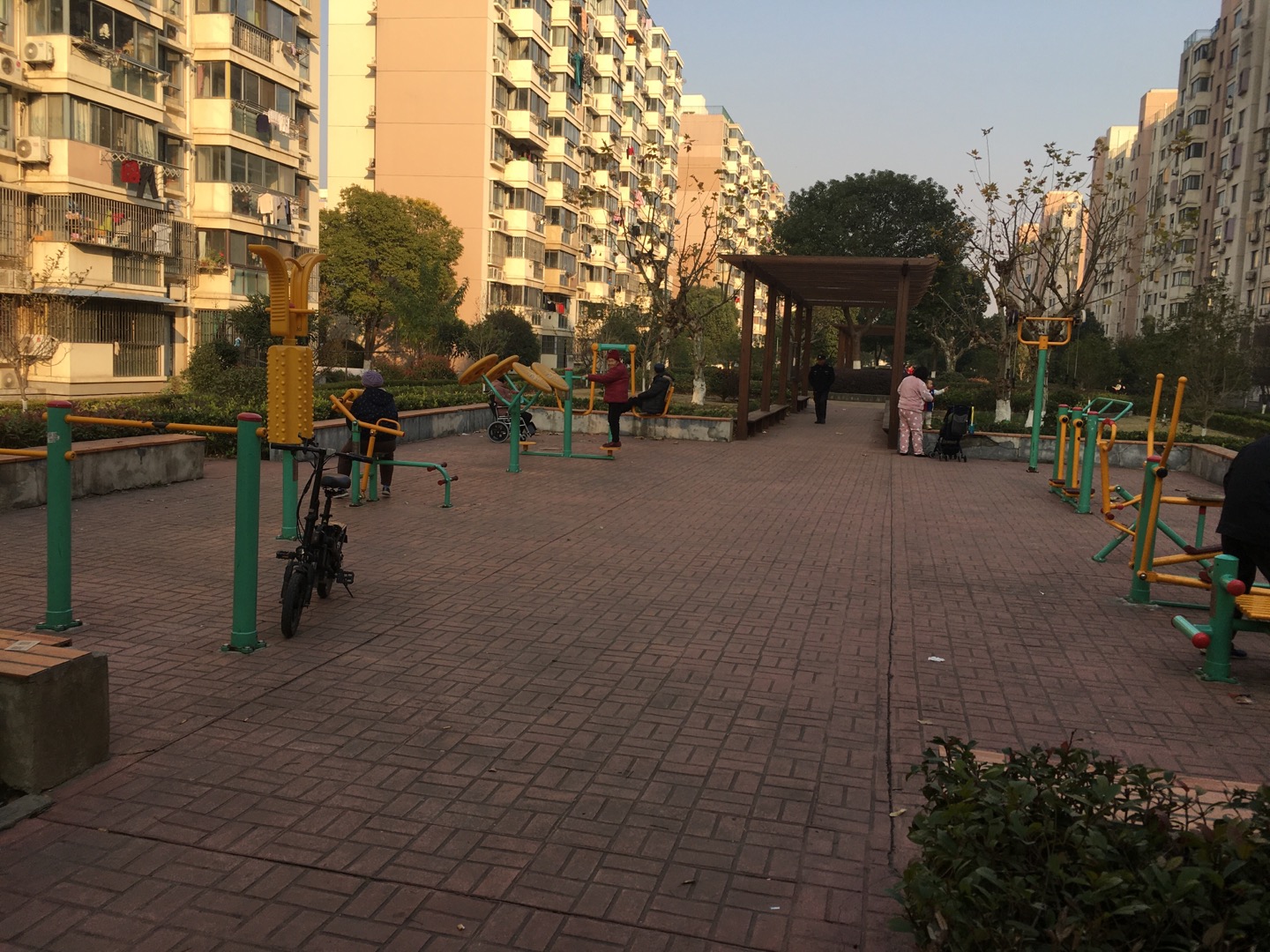 華涇綠苑小區(qū)益智健身點(diǎn)2