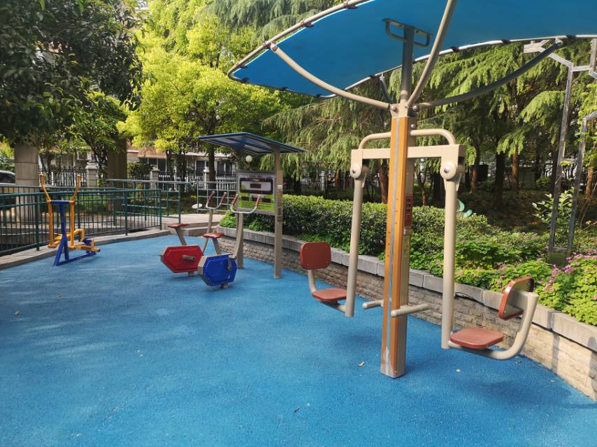 橋一居委益智健身點(diǎn)