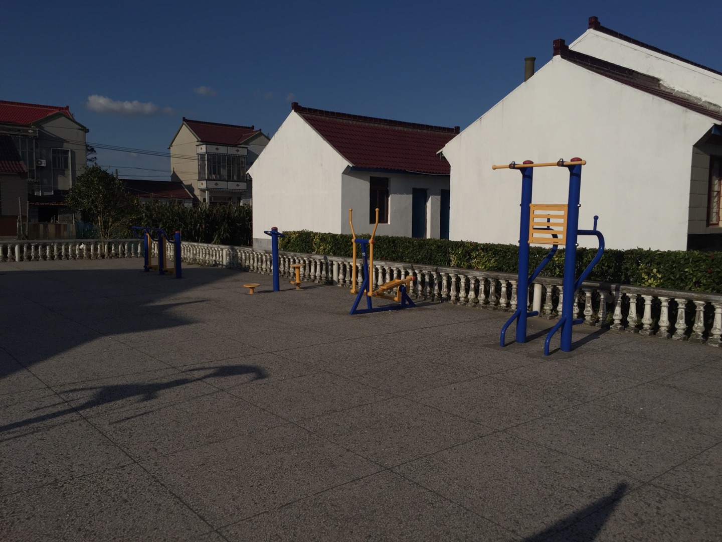 民建村二組健身點(diǎn)