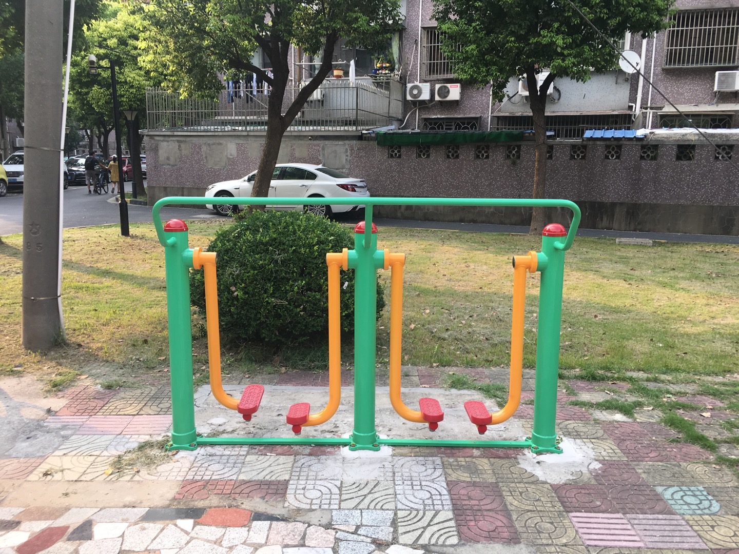 兩聯(lián)漫步機 兩聯(lián)漫步機