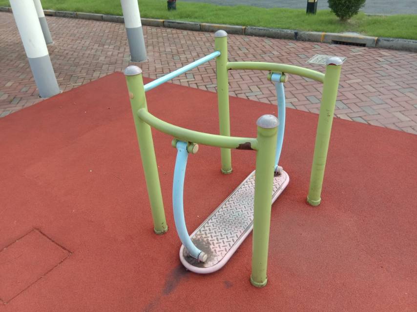 晃板健身器 晃板健身器