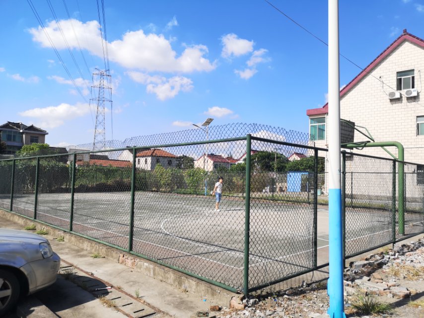 建龍居委籃球場