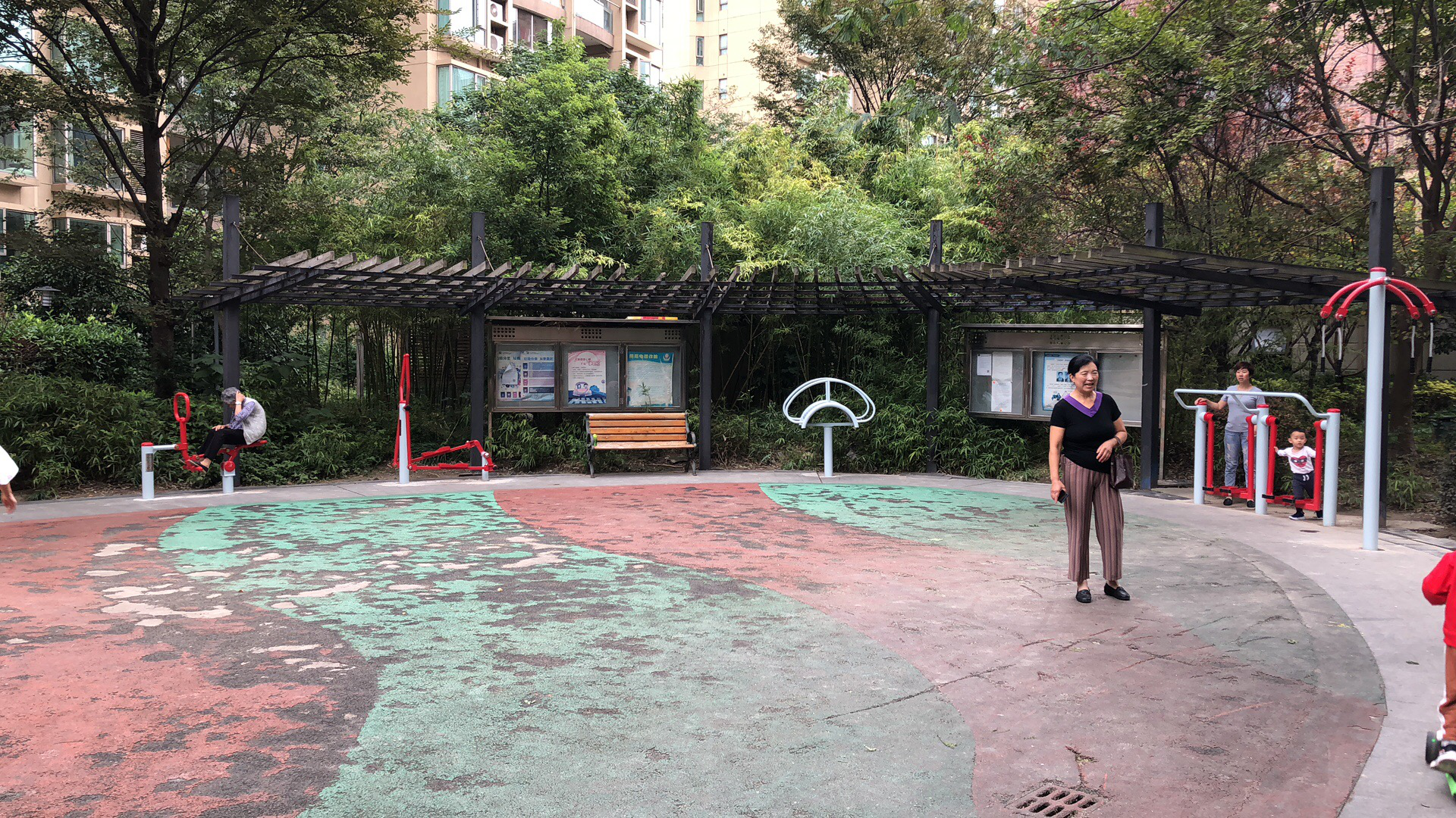 大華六居健身點(diǎn)