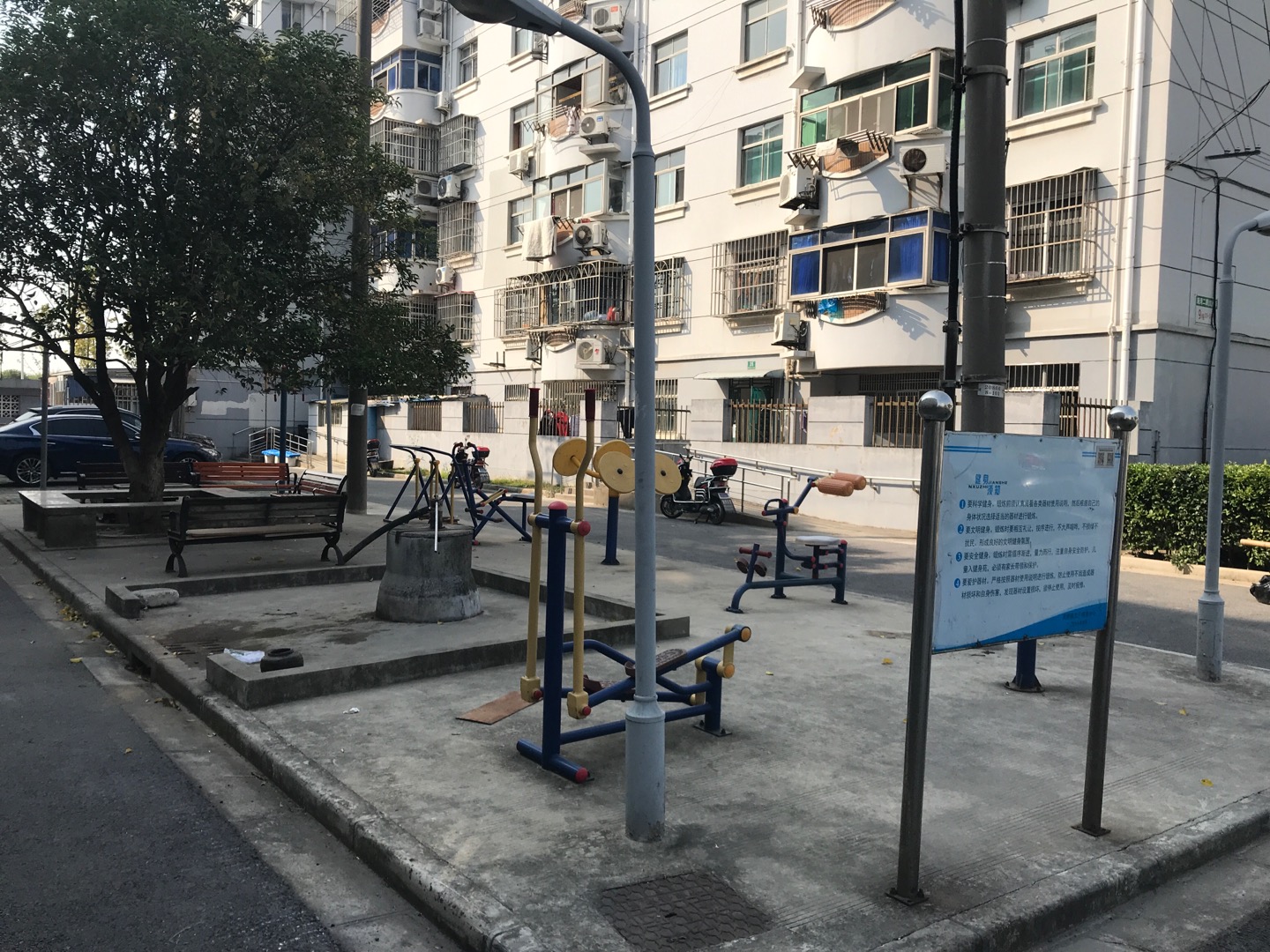 思凡三居施灣二路1026弄36號健身路徑