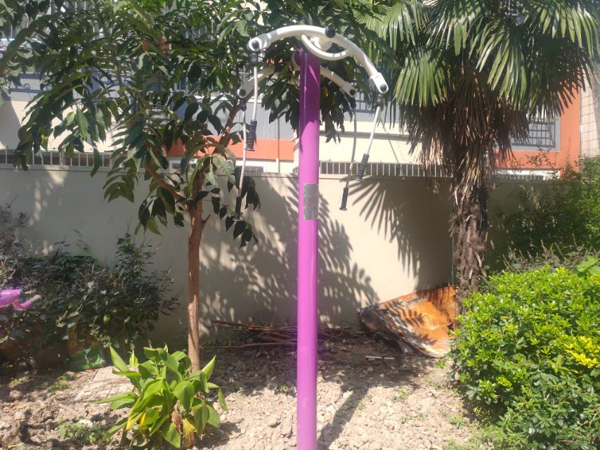 上肢牽引器(兩站位) 上肢牽引器(兩站位)