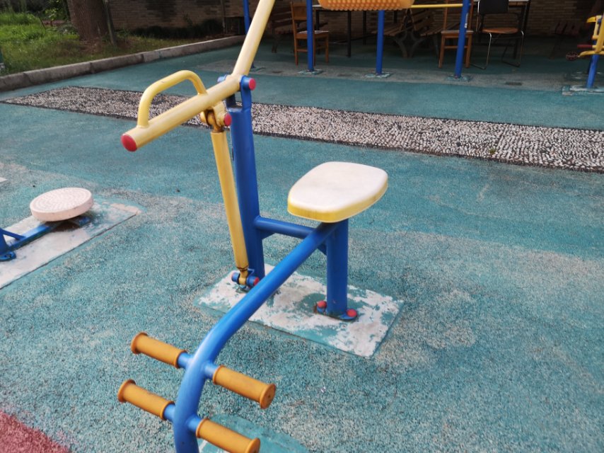 腹背鍛煉器 腹背鍛煉器