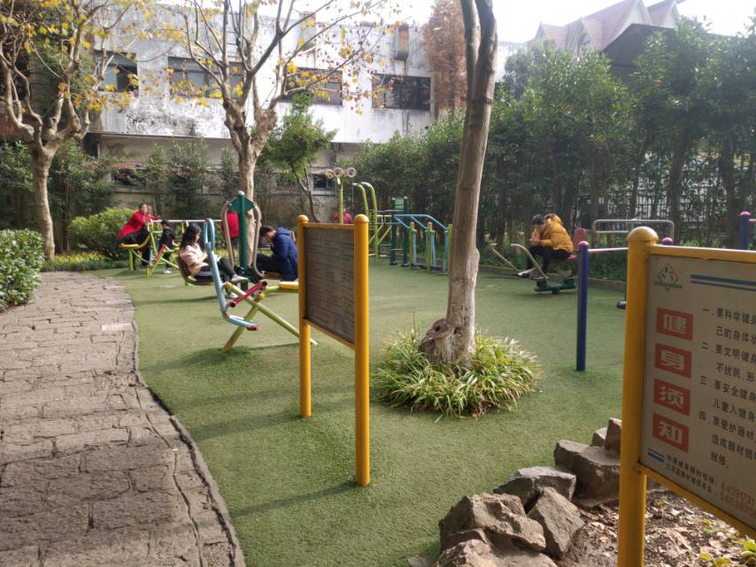 南匯古鐘園健身點一