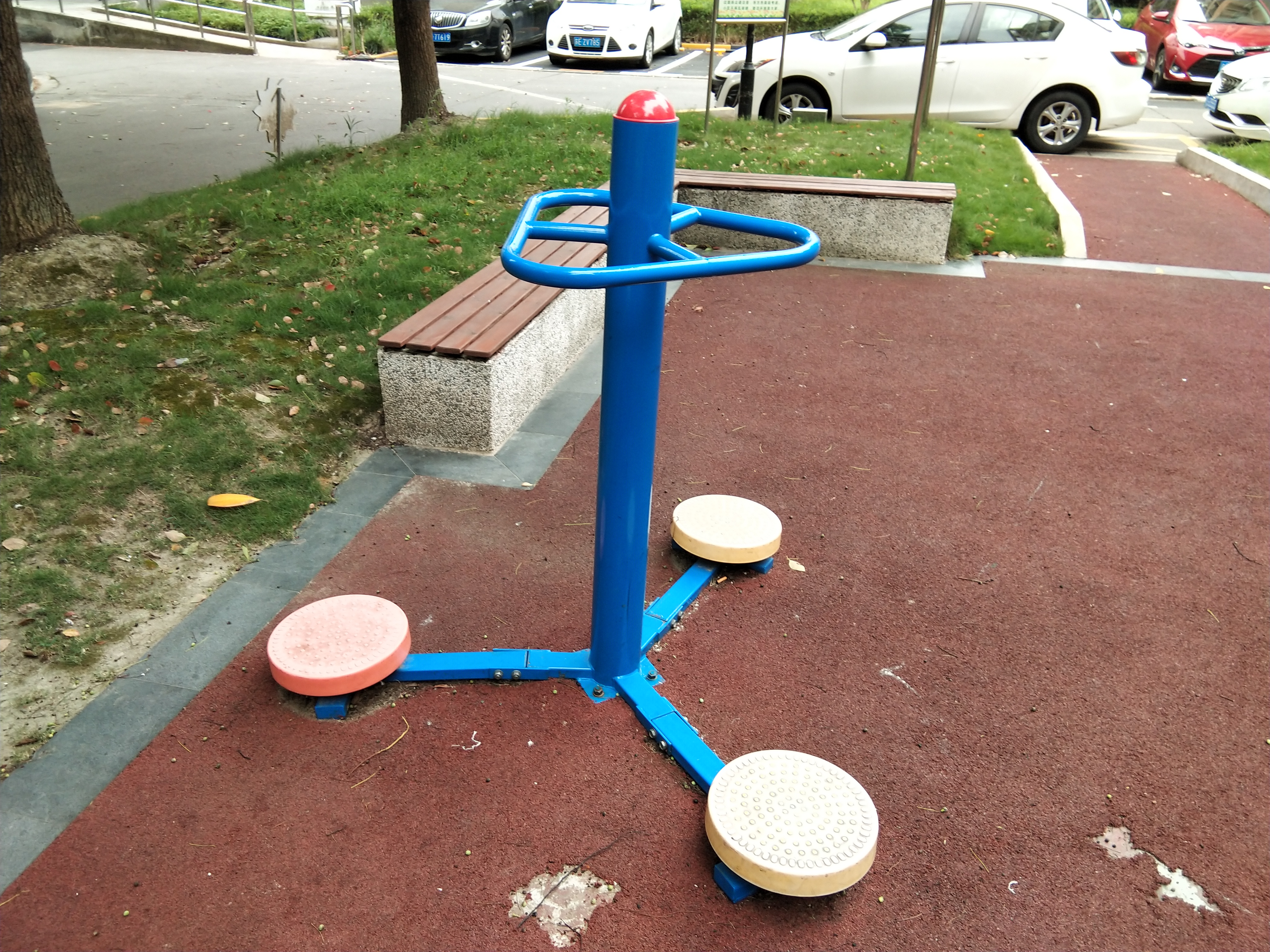 三人扭腰器 三人扭腰器