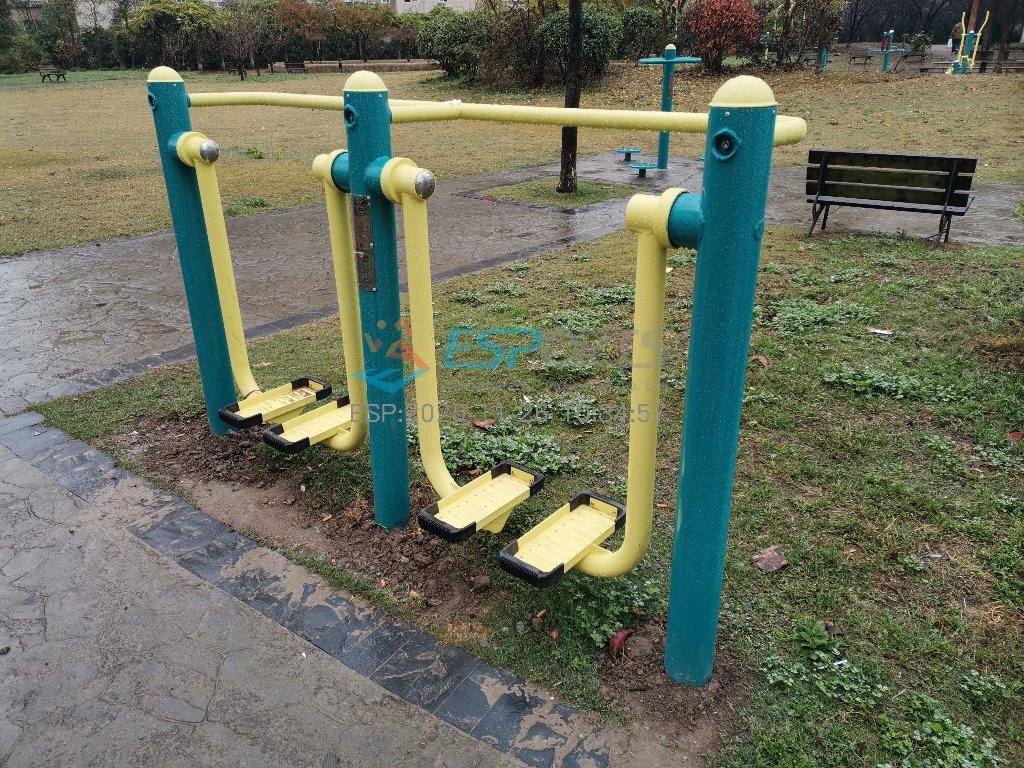 雙位太空漫步機