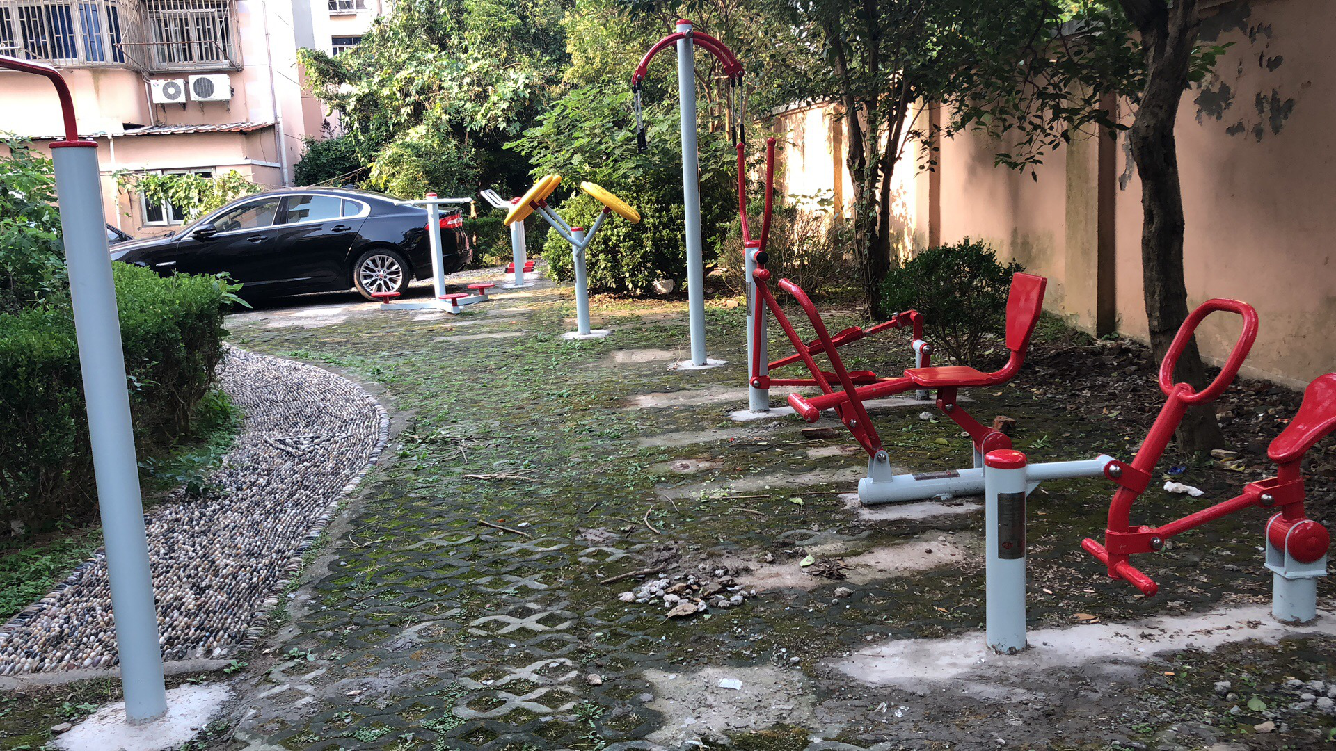 下西浜居委健身點(diǎn)