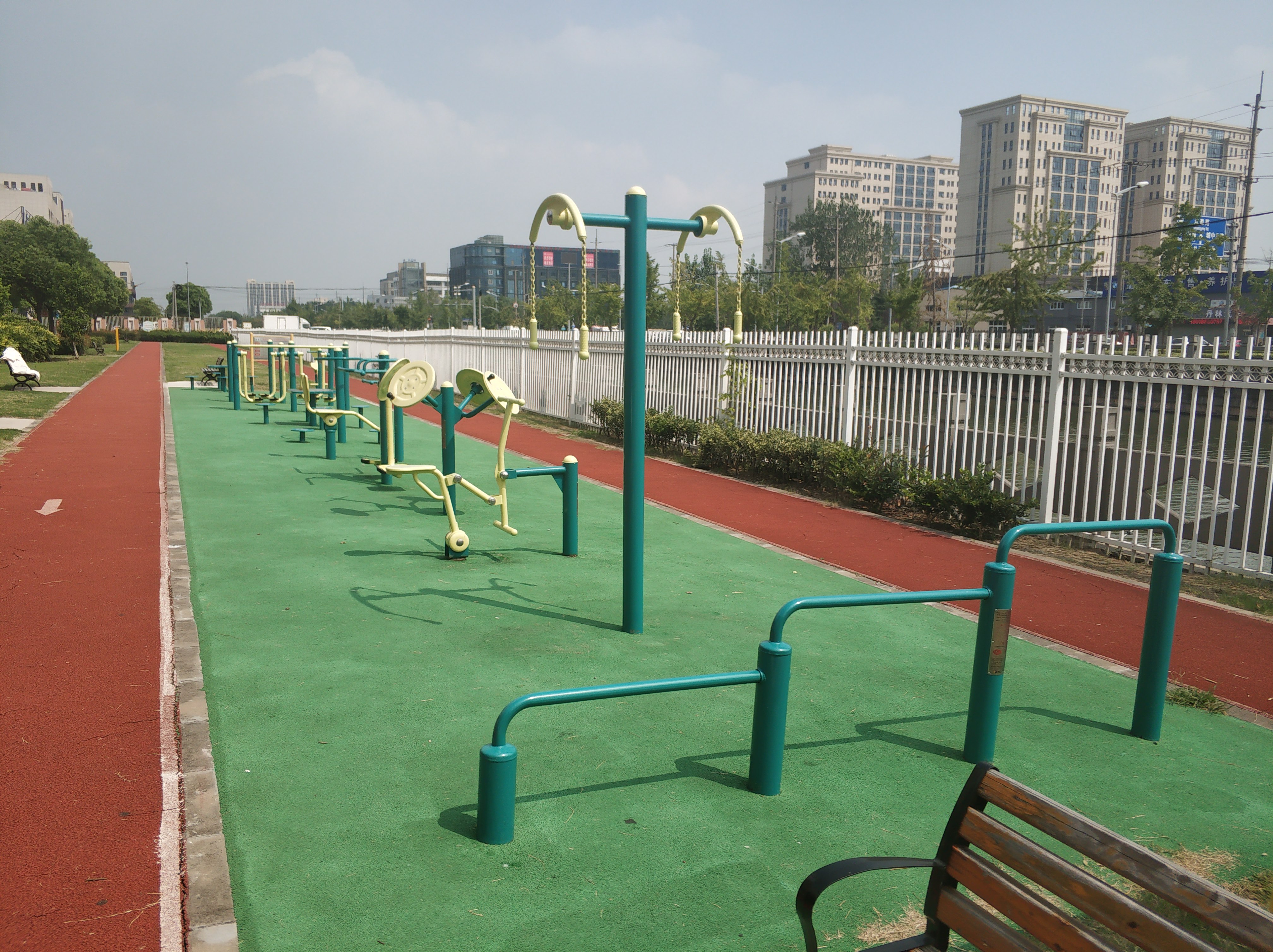 清河灣一期健身苑點(diǎn)