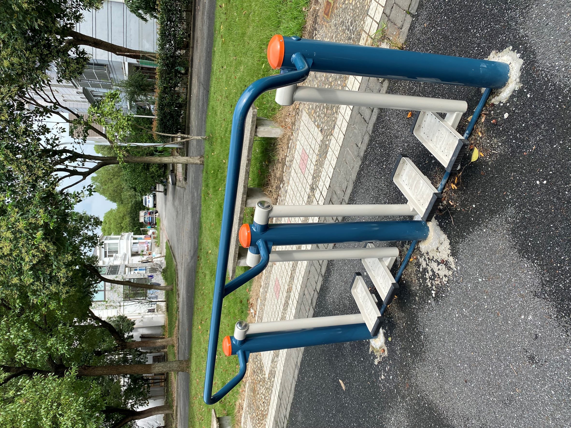 二位太空漫步機(jī) 二位太空漫步機(jī)