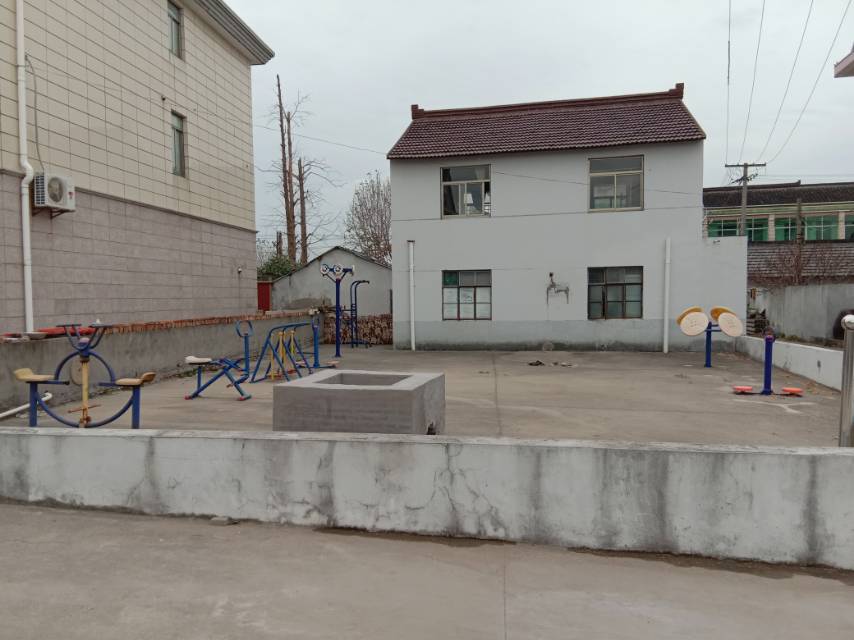 新東村1組東海147號宅東健身路徑