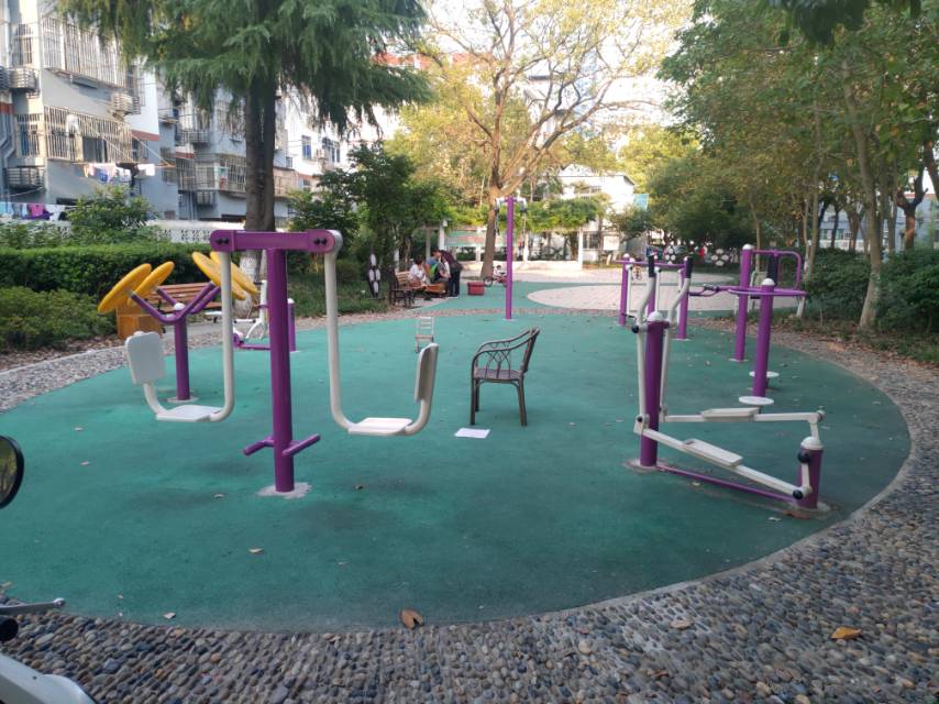 九峰小廣場(chǎng)健身點(diǎn)